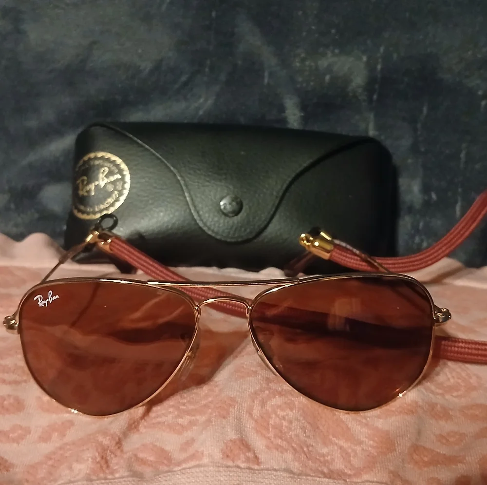 Ray-Ban stylish ray